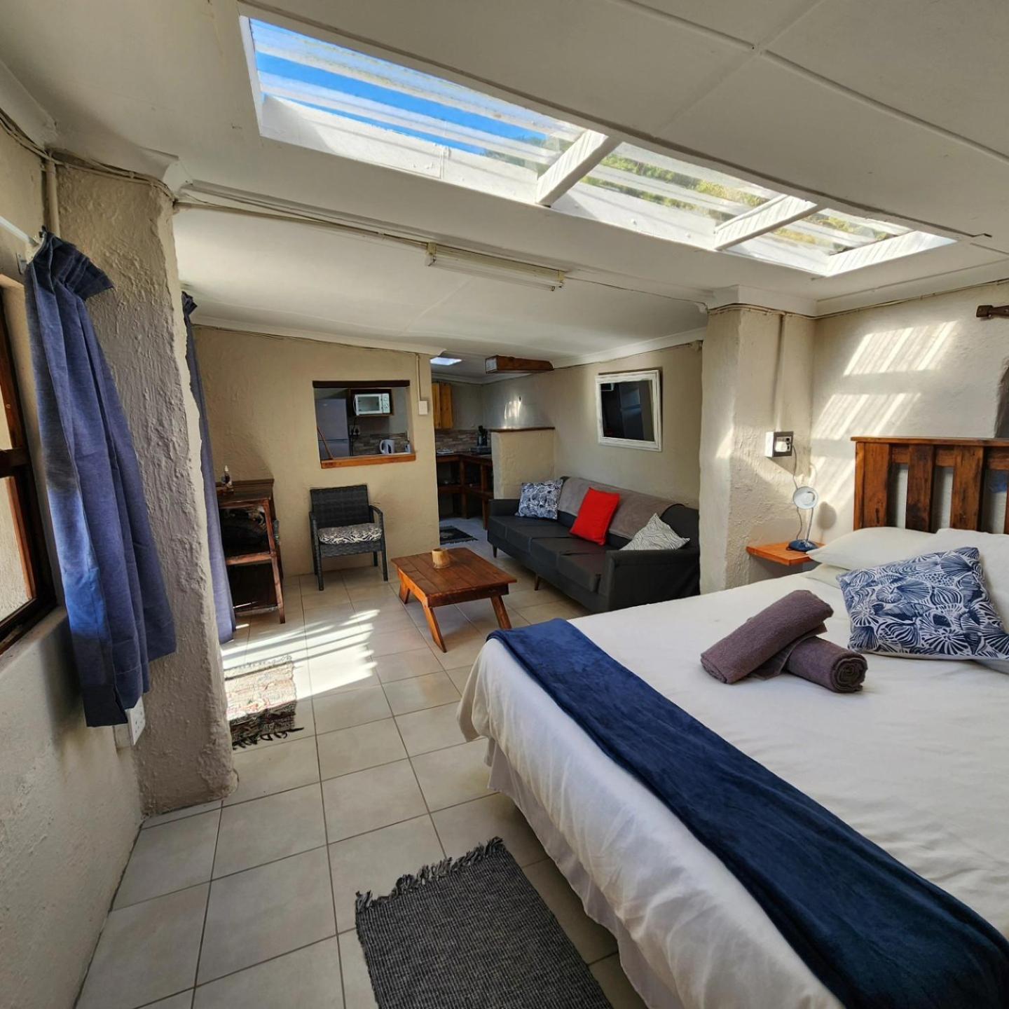 Ikaya Accommodation Psj Port Saint Johnʼs Exteriör bild
